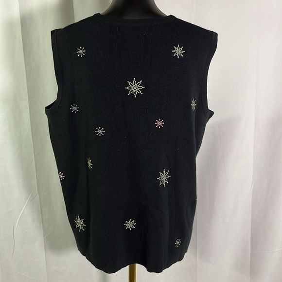 CJ Banks Black Embroidered Snowflake Print Sleeveless Shell Sweater - Picture 3 of 16